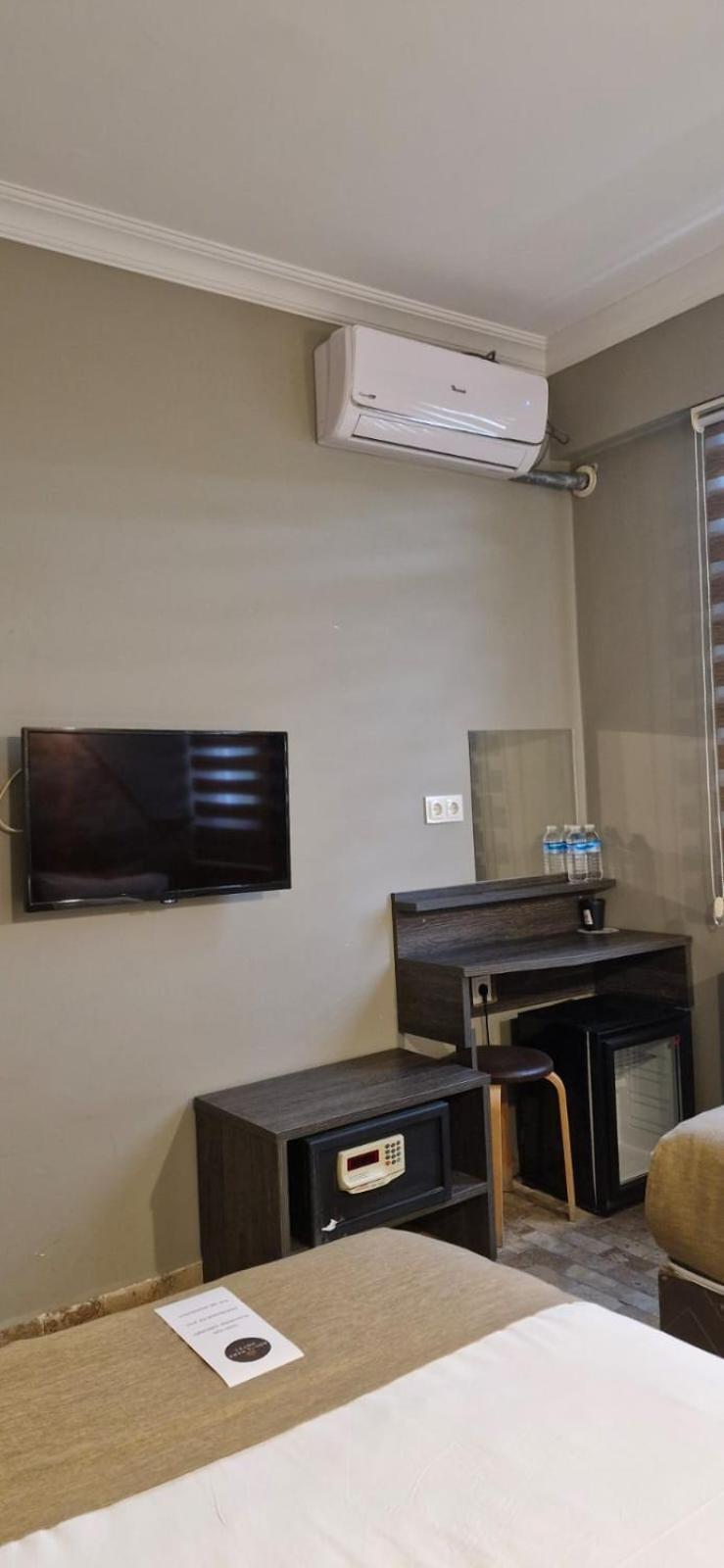Royal Park Hotel Corlu Bed And Breakfast Tekirdağ Exteriör bild